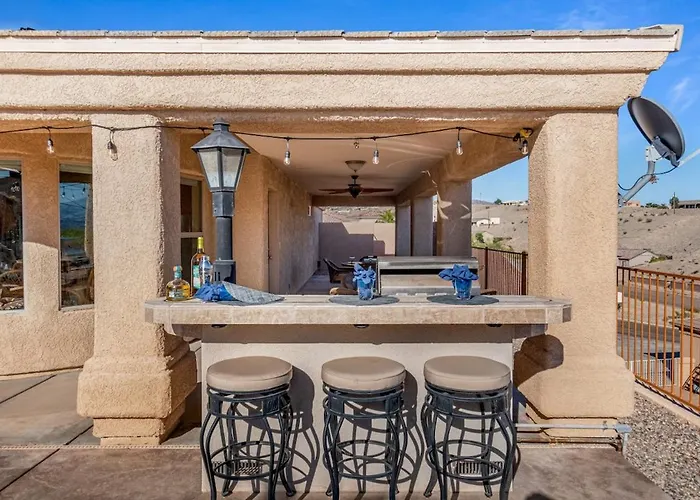 Casa Amigo - Pool, Spa, Backyard Oasis, Parking Villa *